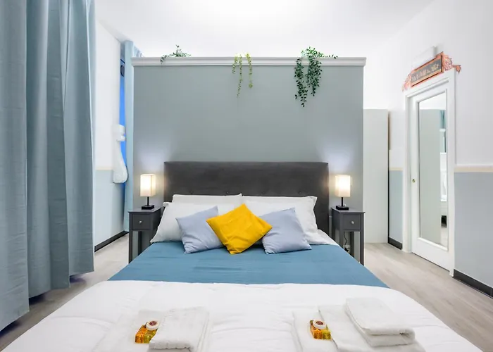 Via Di Torre Argentina